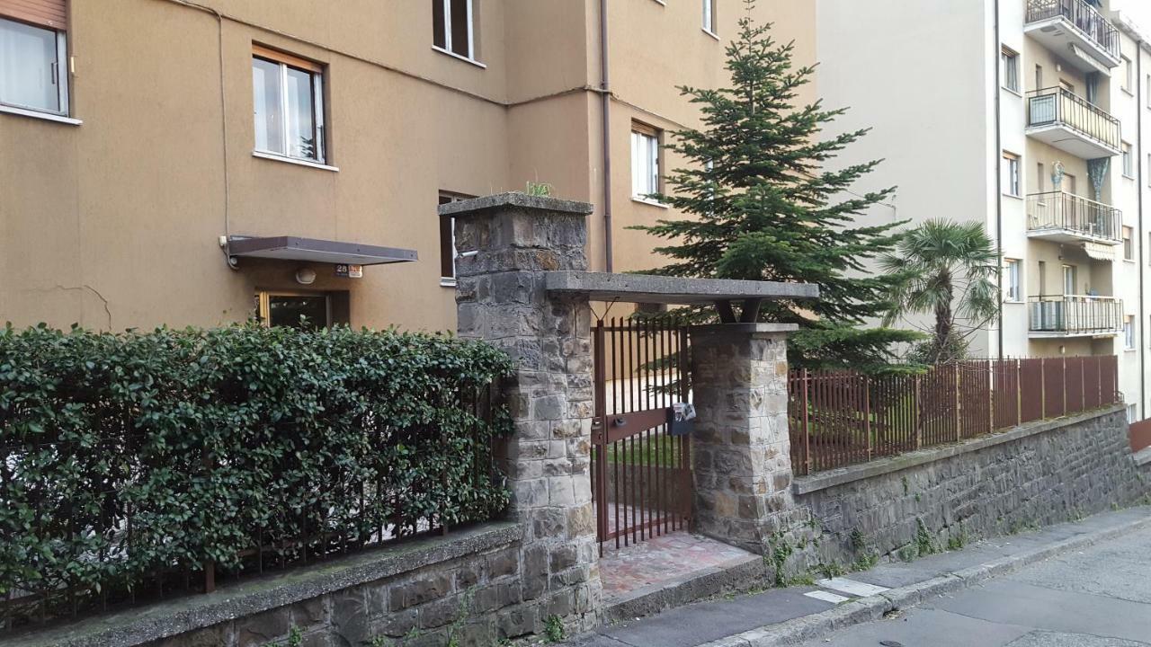 La Casa Di Fulvio Apartment ตรีเอสเต ภายนอก รูปภาพ