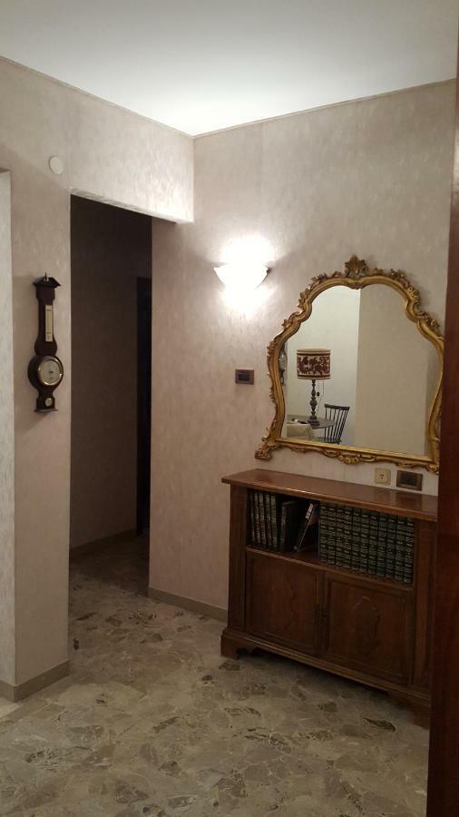 La Casa Di Fulvio Apartment ตรีเอสเต ภายนอก รูปภาพ